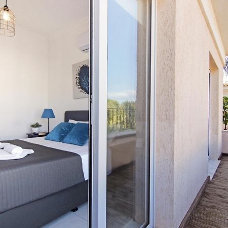 Villa Alyson Paralimni Exterior photo