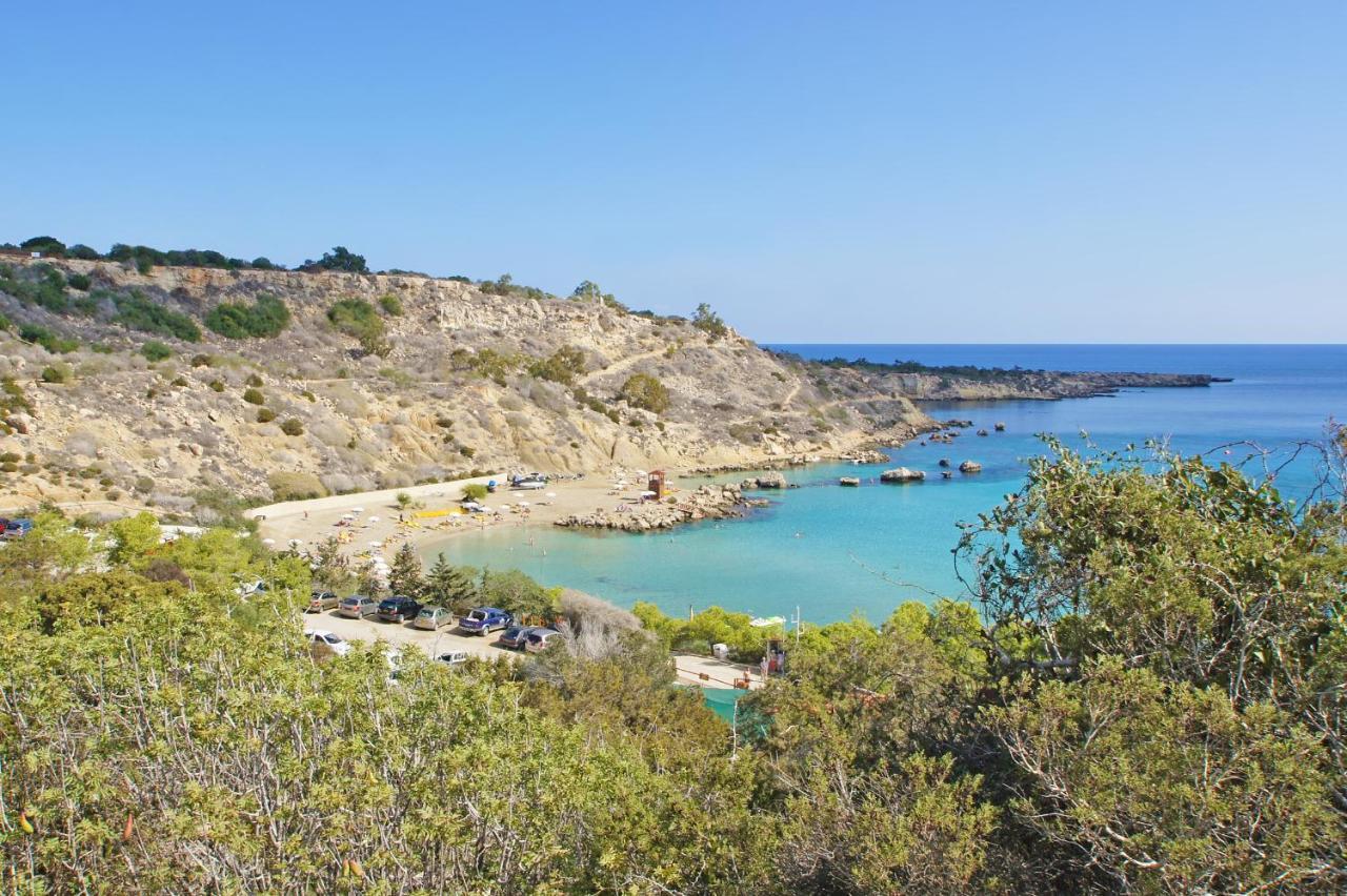 Villa Alyson Paralimni Exterior photo